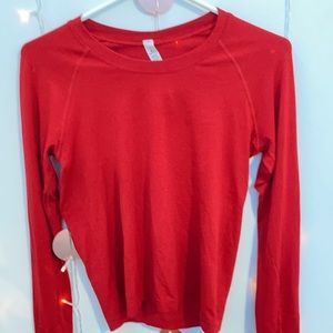 Lululemon long sleeve shirt